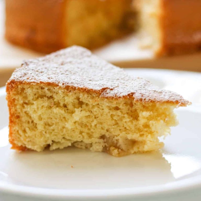 Apple Sponge Cake