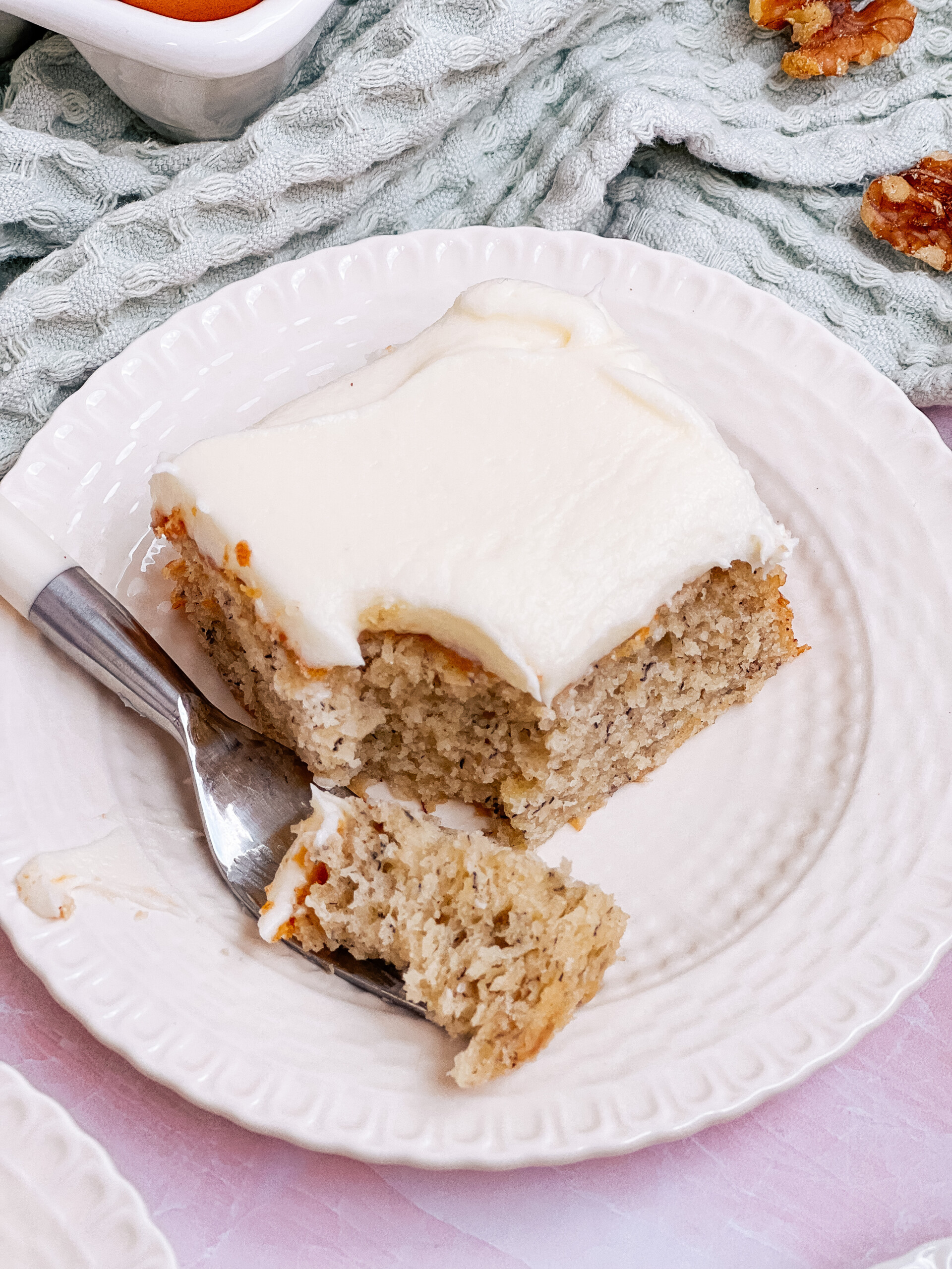 Banana Cake With Cream Cheese Frosting