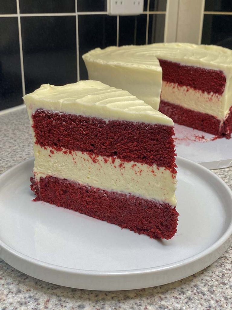 Red Velvet Cheesecake