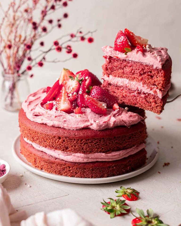 Vegan Strawberry Cake